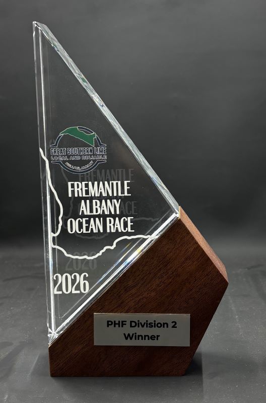 Where to Find Glass Awards with Colour Print and Custom Work
