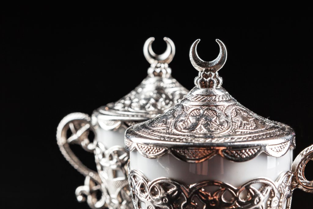 What are the best services to create engraved trophies with logos?